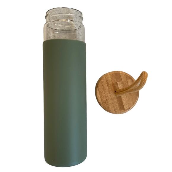 Yomious Other - Yomious Olive 20 Oz Borosilicate Glass Water Bottle Bamboo Lid NWOT